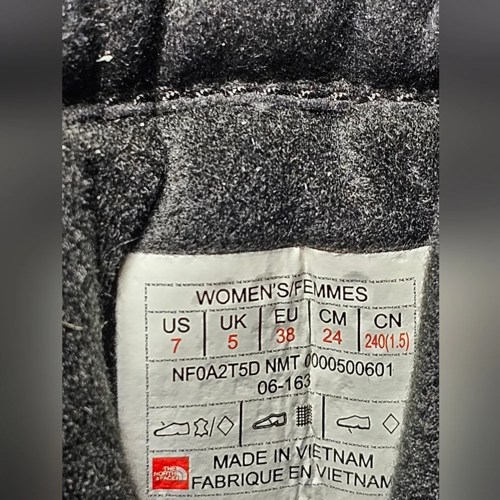 The North Face Womens Thermoball Utility Tall Winter Boots SZ 7  Black NF0A2T5D
